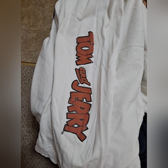 Tom and Jerry Hoodie - Picture 4 of 4